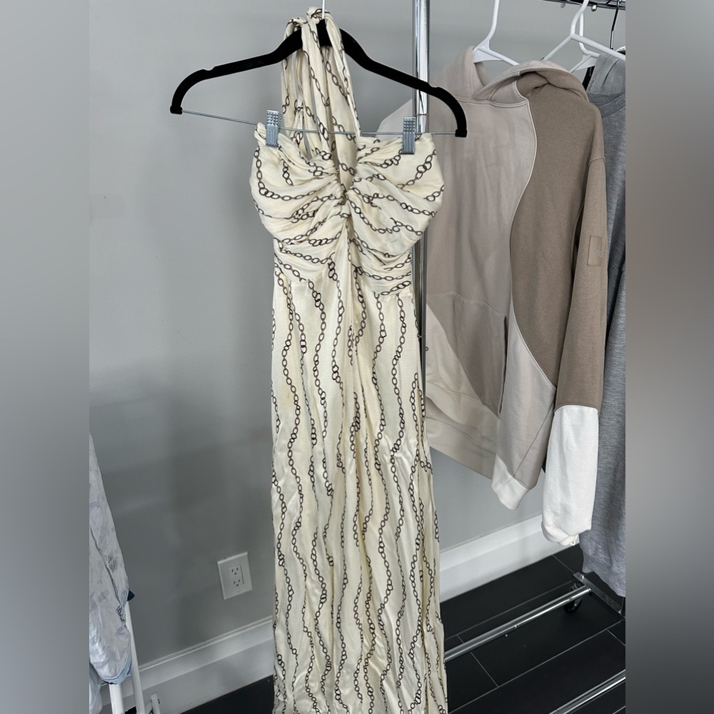 Women’s dress
